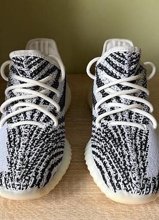 Кроссовки adidas yeezy boost 350 v2 zebra cp9654