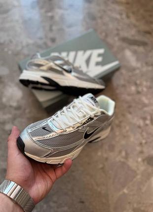 Nike initiator grey custom 3