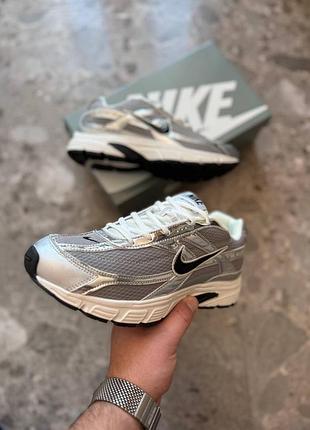 Nike initiator grey custom 2