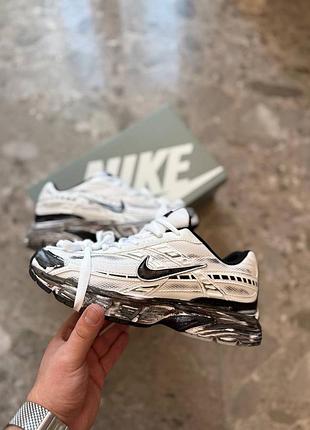 Nike initiator custom white black