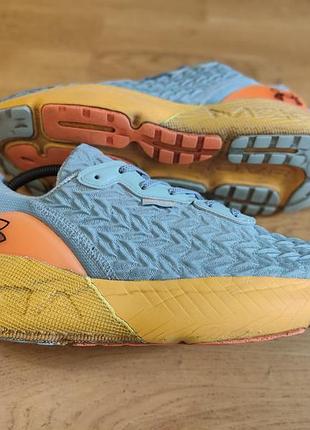 Кросівки under armour hovr блакитно-жовті розмір 45