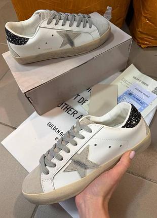 Кеди жіночі golden goose white beige black біло-бежеві чорні голден гус