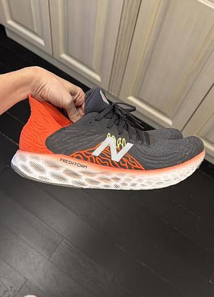 Кросівки для бігу new balance fresh foam сірі з помаранчевим 29 см з амортизацією