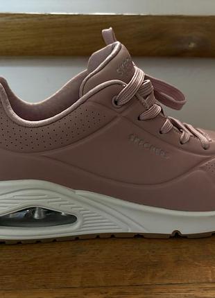 Кросівки жіночі skechers (memory foam), рожеві