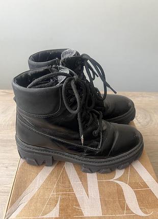 Зимові чоботи для  дівчинки zara 34р