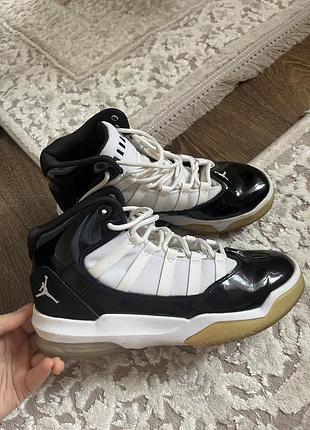 Кросівки nike jordan max aura