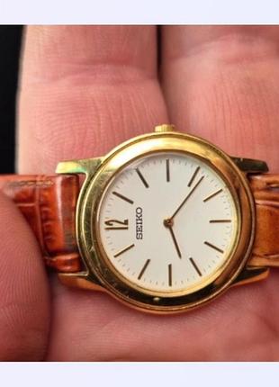 Годинник seiko