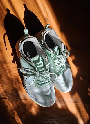 Кросівки reebok біло-м'ятні текстильні
