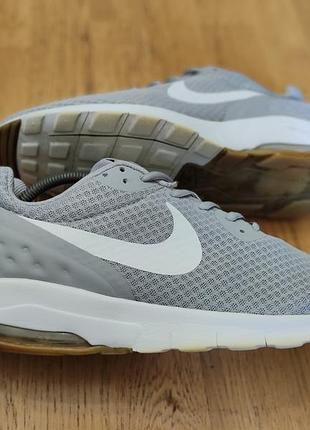 Кроссовки nike air max motion размер 44