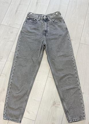 Джинси жіночі tommy hilfiger mom сірі 25/34 розмір