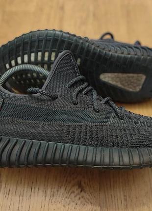 Кроссовки adidas yeezy boost размер 40