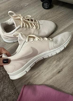 Кросівки жіночі nike free run бежеві