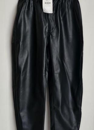 Брюки из экокожи zara. 5