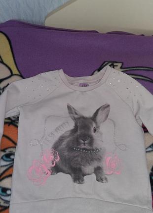 Свитерок со стразиками