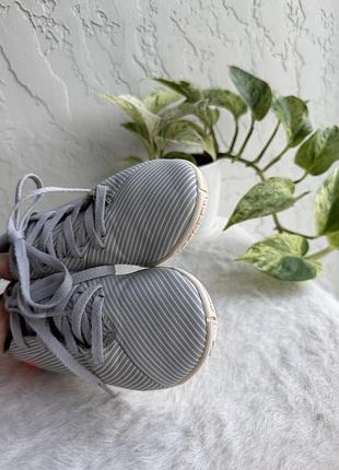Футзалки adidas 5