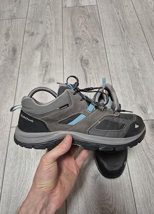Демисезонные трекинговые ботинки quechua mh 1000 waterproof 2