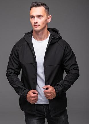Чоловіча куртка soft shell на флісі чорна 6