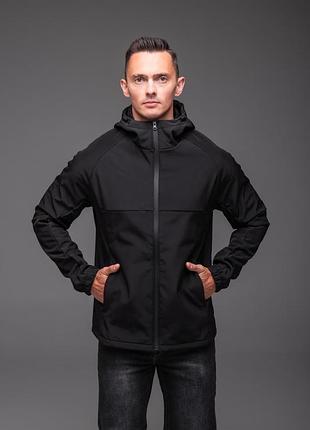 Чоловіча куртка soft shell на флісі чорна 7