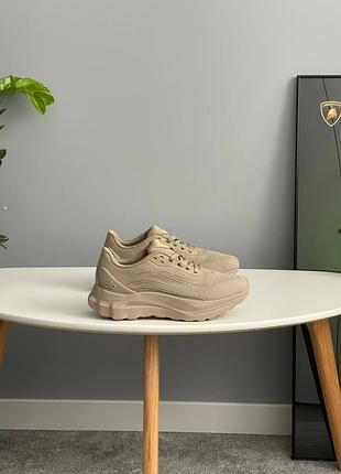 Кроссовки женские alo yoga runner beige
