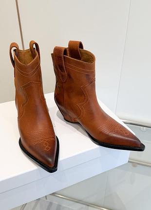 Жіночі черевики казаки maison margiela ботинки женские