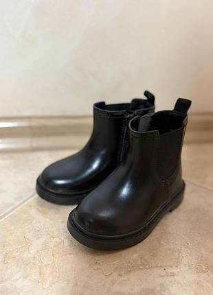 Дитячі черевики h&m, чорні, розмір 22