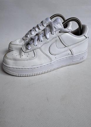 Шкіряні кросівки nike air force