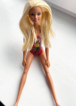 Лялька barbie у квітковому купальнику 2