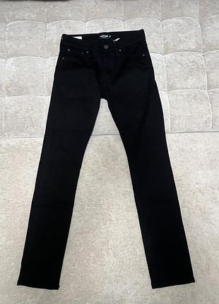 Джинси чоловічі jack&jones w28 l32 чорного кольору
