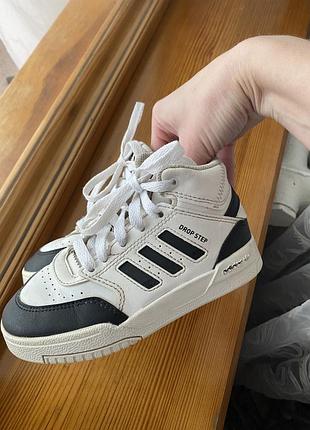 Кросівки дитячі adidas drop step біло-чорні, розмір 29, устілка 18 см