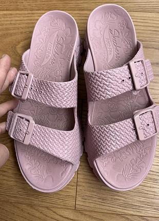 Шльопанці жіночі skechers arch fit рожеві 39 розмір