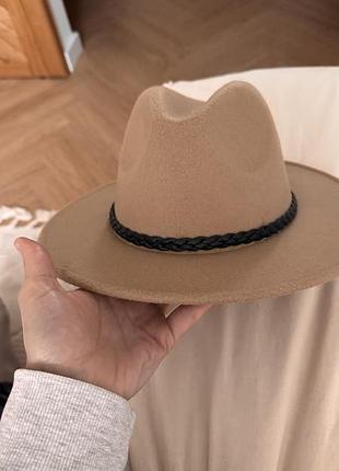 Капелюх fedora федора фетровий бежевий кемель