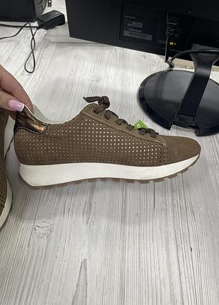 Кросівка tamaris 2