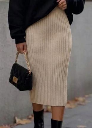 Новая бежевая вязаная юбка in the style uk6 made in u.k.