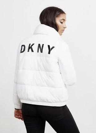 Куртка жіноча dkny біла коротка дута