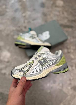 New balance 1906r white grey green