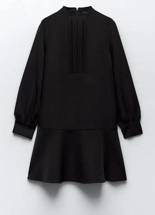 Коротке жіноче плаття zara чорного кольору з воланом