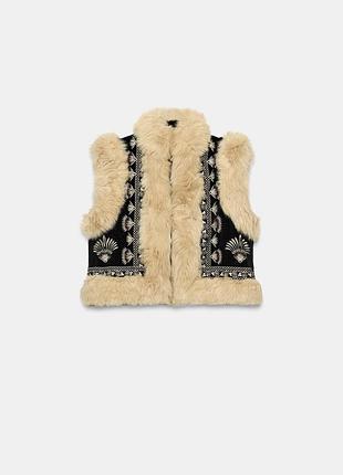 Вишитий жилет жіночий zara new
