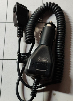 Автомобильное зарядное устройство panasonic gd400 / gd450 / gd500