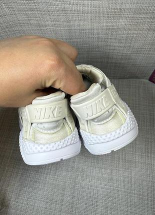 Оригінальні кросівки nike huarache 6