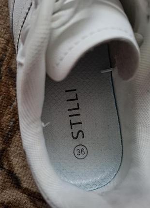 Кросівки adidas білі шкіряні 3