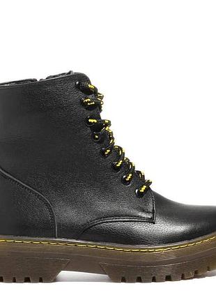 Зимние кожаные женские ботинки с мехом в стиле dr. martens 1460