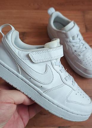 Оригінальні nike р31.5 довжина устілки по факту 21см
ц650грн