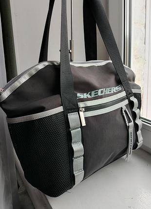 Спортивна сумка-тоут від відомого бренду skechers (модель часто класифікується як skechers shopper unisex)