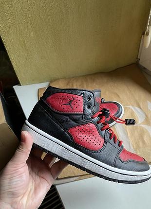 Кроссовки jordan 36 размер