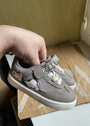 Кроссовки h&m snoopy 23 размер