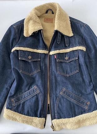 Стильна утеплена джинсова куртка денім від levis р.m/l