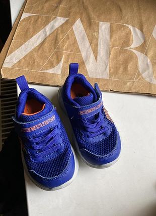 Кроссовки skechers 22 размер 4