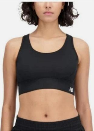 Жіночий спортивний бюстгальтер new balance tech training racerback wb33468, чорний,розмір s