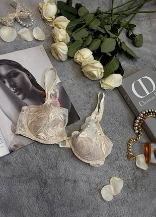 Шикарный кружевной бюстгальтер молочного цвета calvin klein (оригинал) / модель perfectly fit 70с 85с