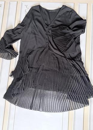 Чорна ошатна брендова сукня zara